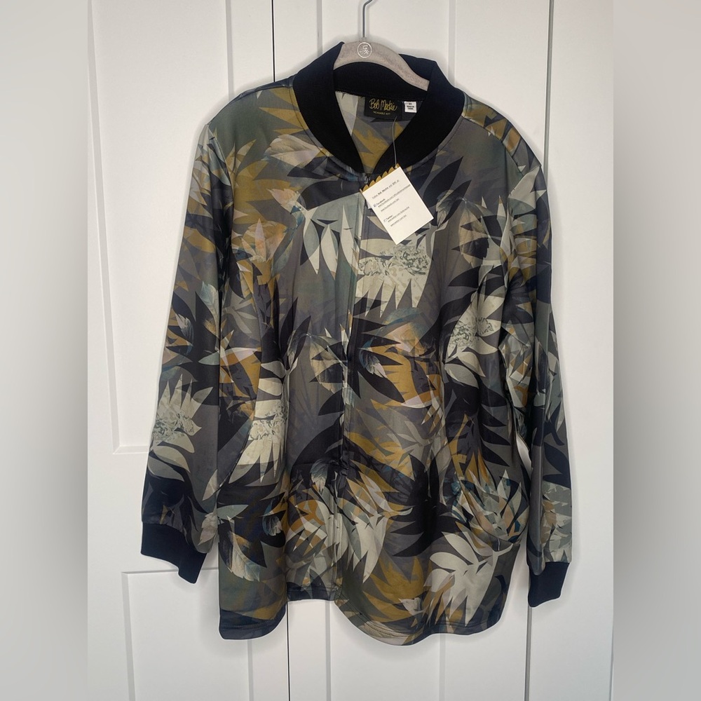 🚫SOLD🚫 Bob Mackie NWT Tropical Leaf Full Zip Ringer Taupe Jacket Plus 2X